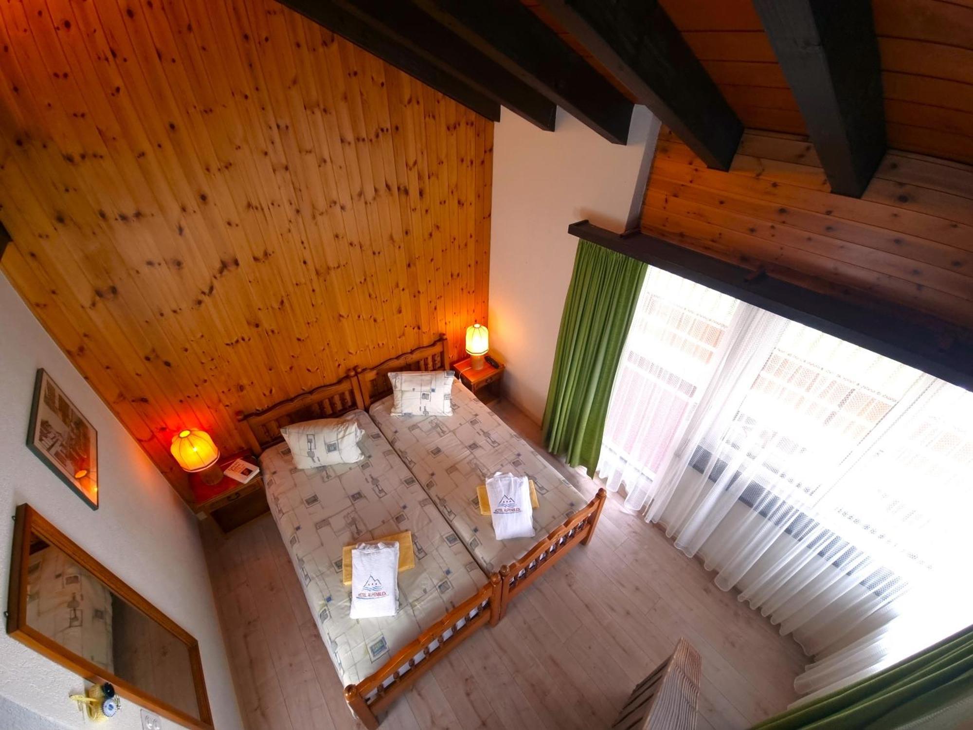 Hotel Alpenblick-Leukerbad-Therme Rom bilde